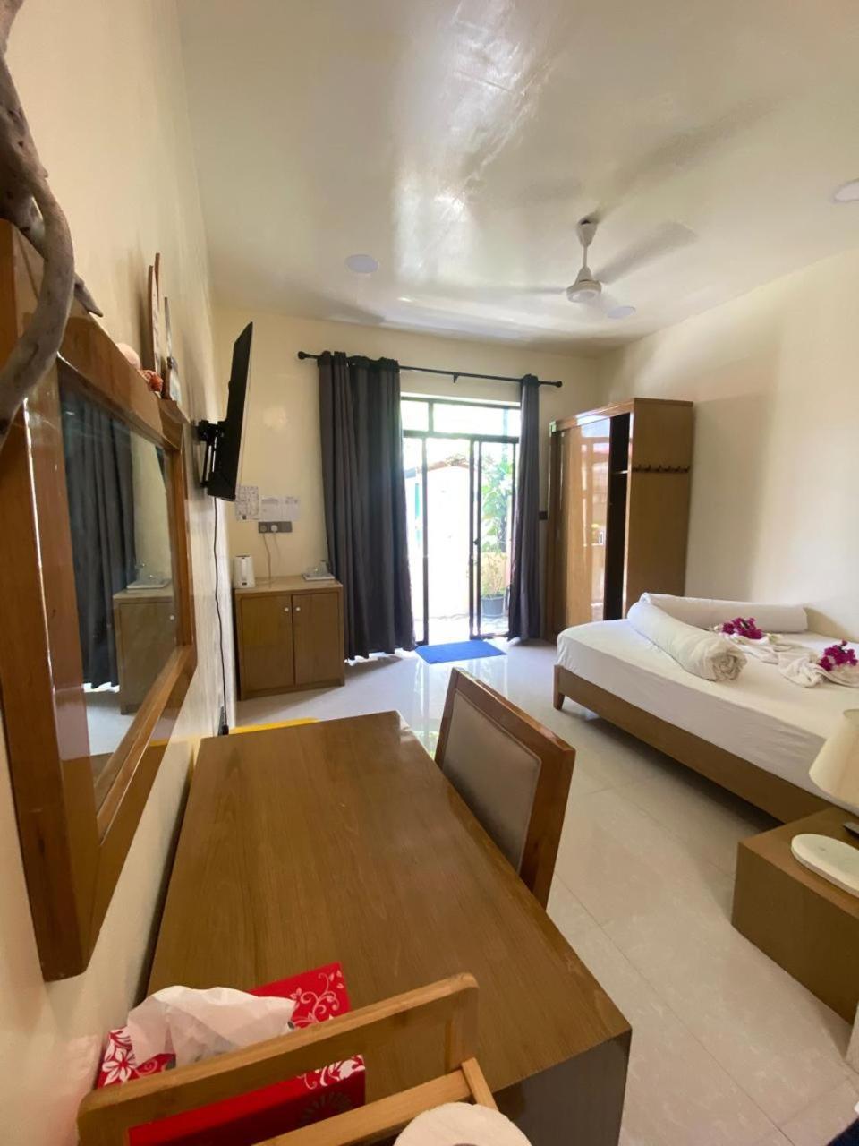 Maavaharu Guest House Химафуши Екстериор снимка